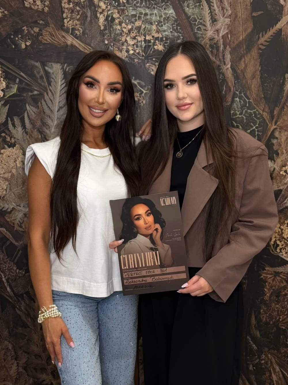 Aleksandra Babiarczyk z certyfikatem szkolenia Perfect Face 3w1